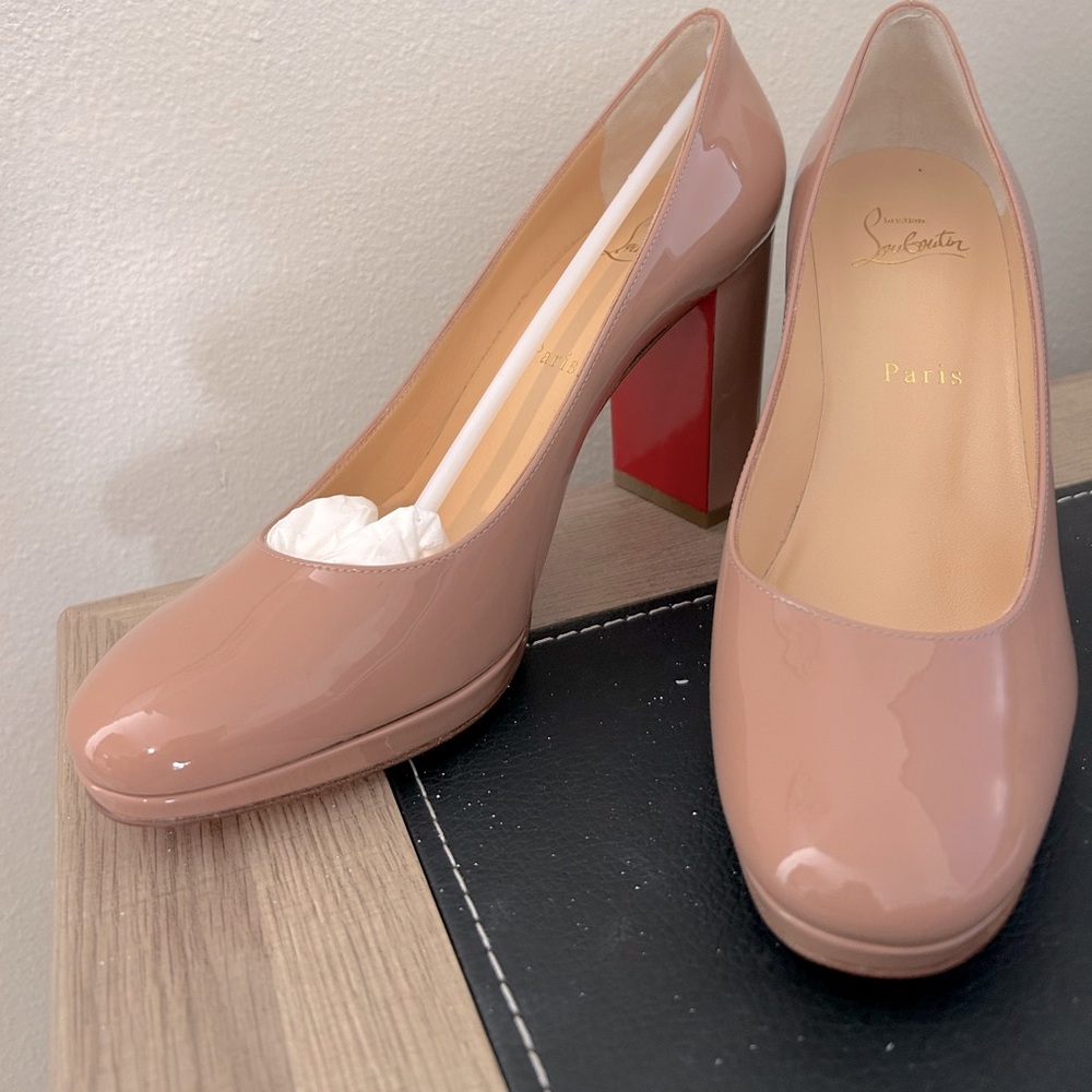 Christian Louboutin nude heels